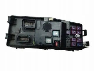 2006-2012 919504D070 Блок предохранителей Kia Carnival 3 Арт e11669592, вид 1