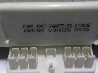4M5T-14A073-DG Блок предохранителей Ford Focus 2 Арт e11668832, вид 2