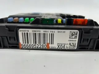 9666952280 Блок предохранителей Citroen C3 2 Арт e11668233, вид 4