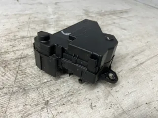 6906619 9138830 Блок предохранителей BMW 5 E60/E61 Арт e11667908, вид 3