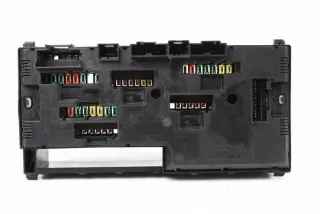 9234421 Блок предохранителей BMW 5 F10/F11/GT F07 Арт e11667859, вид 2