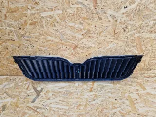 3T0853668B Решетка радиатора Skoda Superb 2 Арт e11662884, вид 5