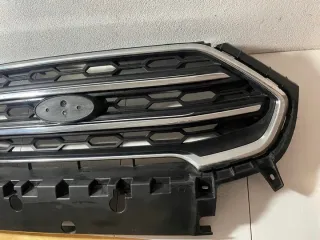 GN15-17B968-EW Решетка радиатора Ford EcoSport Арт e11661323, вид 2