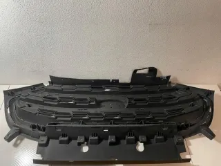 GN15-17B968-EW Решетка радиатора Ford EcoSport Арт e11661323, вид 4