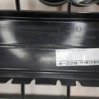 8W0853651 Решетка радиатора Audi A4 B9 Арт e11660712, вид 9