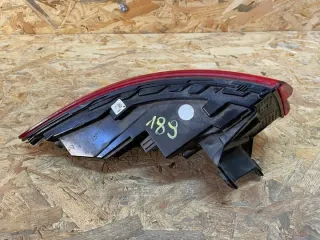8W9945092 Фонарь задний правый Audi A4 B9 Арт e11656423, вид 2