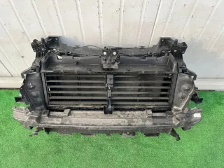  Передняя панель крепления облицовки (телевизор) Audi Q7 4M Арт e11637225, вид 3