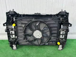 Передняя панель крепления облицовки (телевизор) Audi Q7 4M Арт e11637225, вид 4