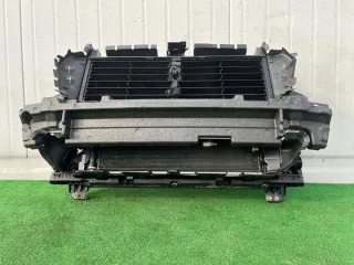  Передняя панель крепления облицовки (телевизор) Audi Q7 4M Арт e11637225, вид 5