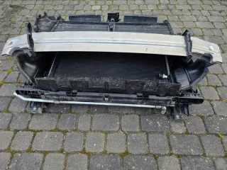  Передняя панель крепления облицовки (телевизор) Audi Q7 4M Арт e11637224, вид 4