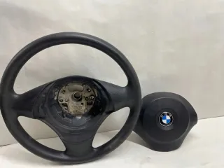 61644000 Руль BMW 1 E81/E82/E87/E88 Арт e11637154, вид 1