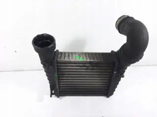 3B0145805D Интеркулер Volkswagen Passat B5 Арт e11608718, вид 9