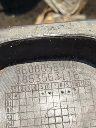 8E0805594B Передняя панель крепления облицовки (телевизор) Audi A4 B6 Арт e11590052, вид 15