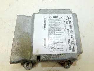 1K0909605AA Блок предохранителей Skoda Octavia A5 Арт e11588570, вид 1