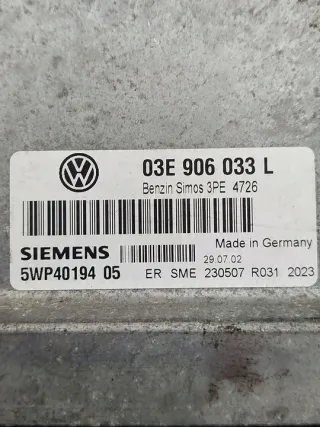 03E906033L Блок управления двигателем Volkswagen Polo 5 Арт e11586122, вид 4
