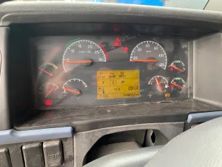 20739270,-,P01 Щиток приборов (приборная панель) Volvo FH Арт AL13875792444_2, вид 3