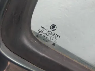 1U4867212F Обшивка двери задней правой (дверная карта) Skoda Octavia A4 Арт 11394256, вид 4