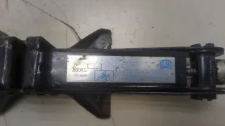 GA5R37790E Домкрат  Mazda 3 BK Арт 20405319, вид 2