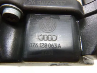 076128063A Заслонка дроссельная электрическая Volkswagen Touareg 1 Арт AM41189940, вид 5