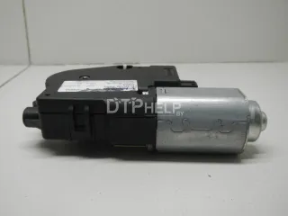 67617316536 Моторчик люка BMW 7 G11/G12 Арт AM70648359, вид 4