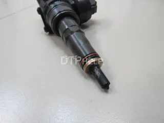 038130073BN Форсунка дизельная электрическая Volkswagen Caddy 3 Арт AM81044675, вид 3