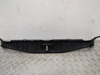 7049045 Накладка внутренняя на заднюю панель кузова BMW X3 E83 Арт 110303, вид 4