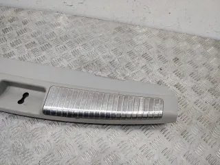 A1646900987 Накладка внутренняя на заднюю панель кузова Mercedes ML W164 Арт 107917, вид 3