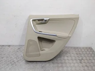 8632271,30766413 Обшивка двери задней правой (дверная карта) Volvo XC60 1 Арт 105947, вид 1