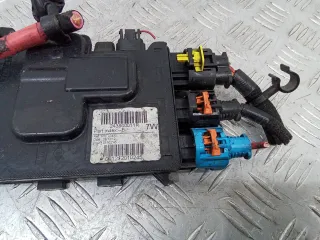 243800011R Блок предохранителей Renault Megane 3 Арт 105457, вид 3
