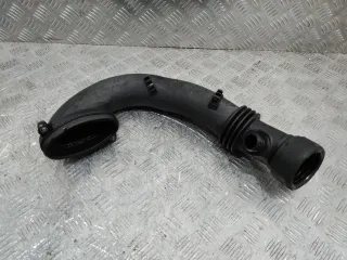 7786013 Патрубок воздушного фильтра BMW 5 E60/E61 Арт 103431