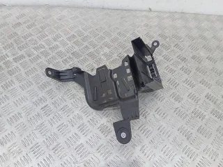 A2055452940 Кронштейн Mercedes C W205 Арт 100343