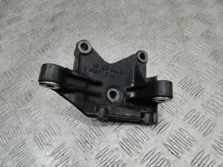 9618238080 Кронштейн генератора Peugeot 406 Арт 100140