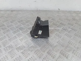 687501810R Дефлектор обдува салона Renault Megane 4 Арт 96898, вид 2