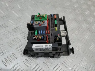 9657608780 Блок предохранителей Peugeot 206 1 Арт 89425