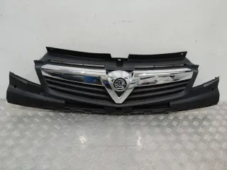 93856149 Решетка радиатора Opel Vivaro A Арт 89412