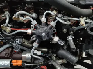 4M5Q9D280DA топливная рампа левая Ford Focus 2 Арт 88414, вид 1