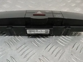 A9068701010 Кнопка аварийной сигнализации Mercedes Sprinter W906 Арт 86456, вид 2