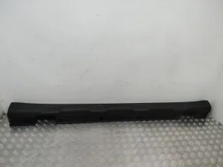 A1566901840 Накладка на порог наружная правая Mercedes GLA X156 Арт 85026