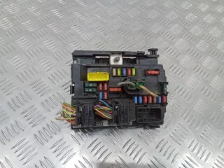 9667199680,R08 Блок предохранителей Citroen C3 2 Арт 78362