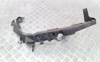 51647116708 крепление фары правой BMW 3 E90/E91/E92/E93 Арт 2_73870
