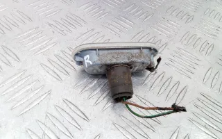 1J0949117 Повторитель передний правый Volkswagen Golf 4 Арт 2_69905, вид 2