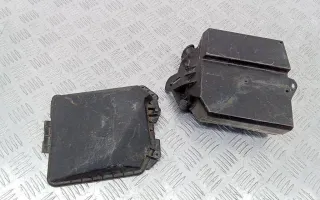 8200587123,8200314276 Короб предохранителей Renault Modus Арт 2_60812, вид 2