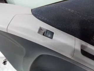  Кнопка стеклоподъемника переднего правого Toyota Yaris 2 Арт 2_58201, вид 1