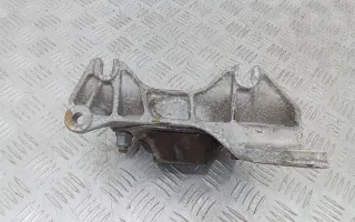 Подушка крепления двигателя Renault Duster 1 2010г. 8200805803 - Фото 3