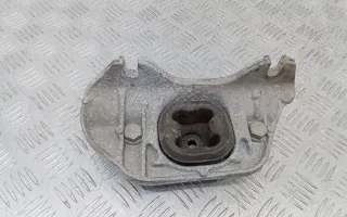 Подушка крепления двигателя Renault Duster 1 2010г. 8200805803 - Фото 4