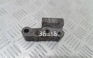 90571831 Кронштейн генератора Opel Zafira A Арт 2_36218