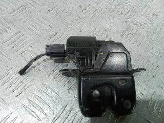 846300003R Замок багажника Renault Megane 3 Арт 2_35535