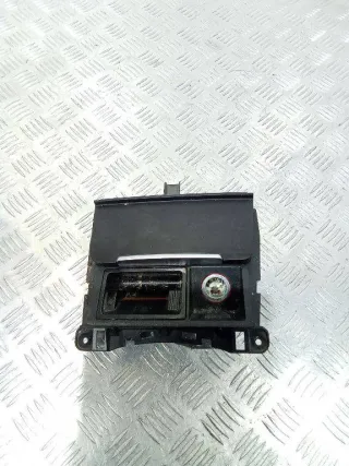 8K0857951 Пепельница Audi A4 B7 Арт 2_26173