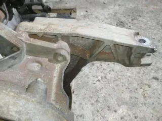  Кронштейн двигателя Opel Astra H Арт 2_25825