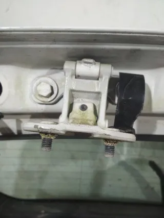 7060626-09 Петля крышки багажника BMW 1 E81/E82/E87/E88 Арт 2_25227, вид 1